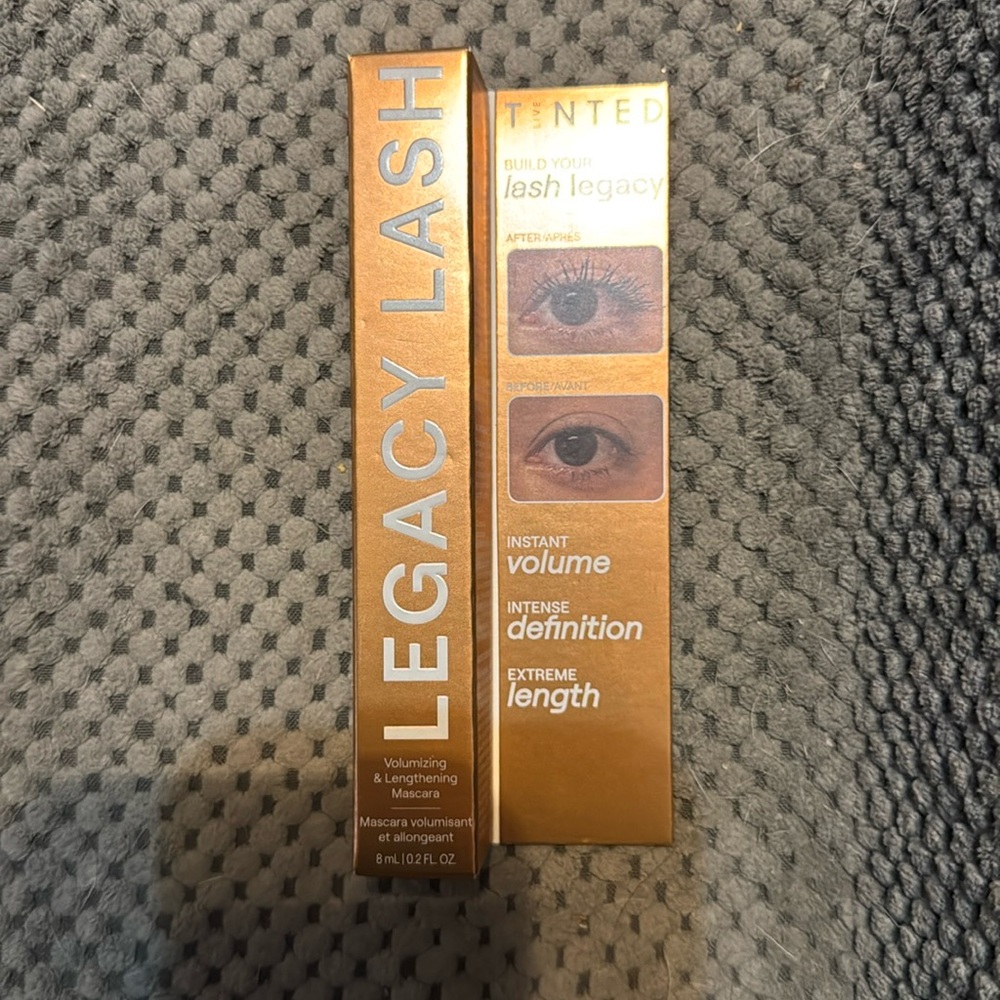 Mascara